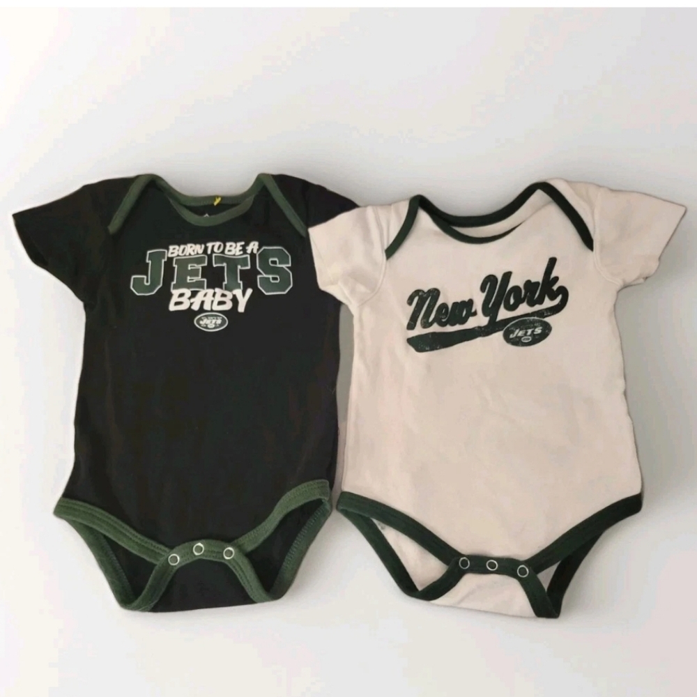 NEW Set 2 INFANT NFL NEW YORK JETS 2 100% COTTON FOOTBALL BODYSUITS 12 M Outfits